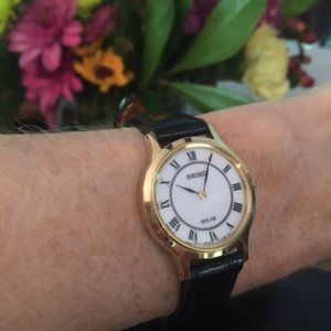 Seiko v115 - ObsO Ladies Watch